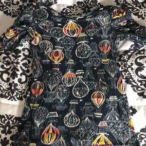 Anthropologie balloon top with gathered sleeves